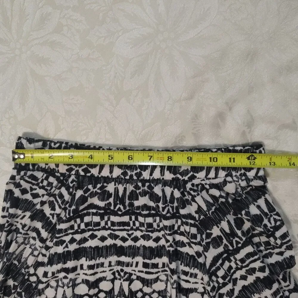 Maurices Geometric Mini Skirt Skater Tribal Ikat Print Elastic Waist Size Small